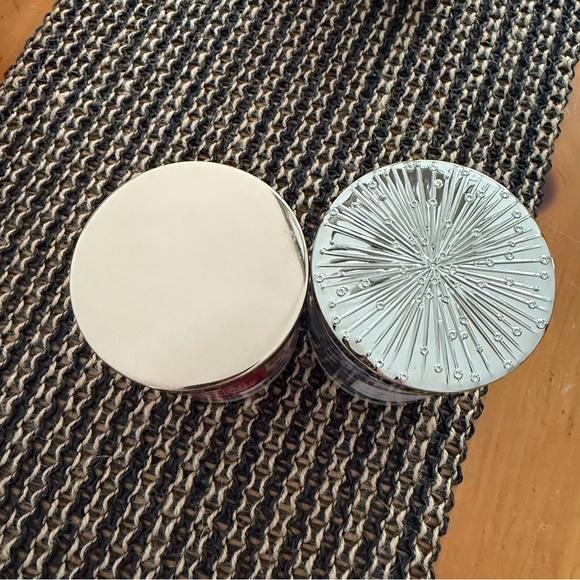 NWT Bath & Body Works Set of 2 Holiday Candles - Picture 3 of 6